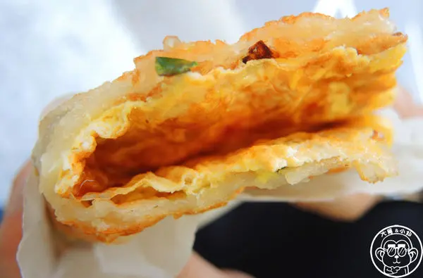 呷飽祙【新北三重･陳記蔥油餅】排隊銷魂蔥油餅        
      