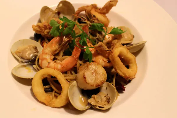 【台北市】平日中午限定推出豐富商業午餐-蝸牛義大利餐廳