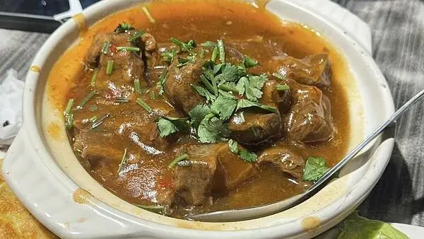 20年老字號合菜餐廳，好吃到讓人舌頭跳探戈，依舊是我心中的白月光！【台北市士林區】寶飽煲