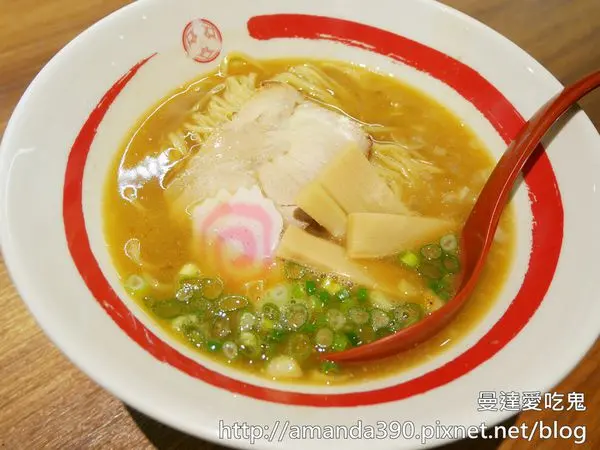 【台南食記】東區 三田製麵所(南紡夢時代) ● 濃厚豚骨魚介拉麵一解相思！❤❤