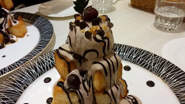 食記【台北】跳舞香水中山店，好少的麵好吃的蜜糖吐司