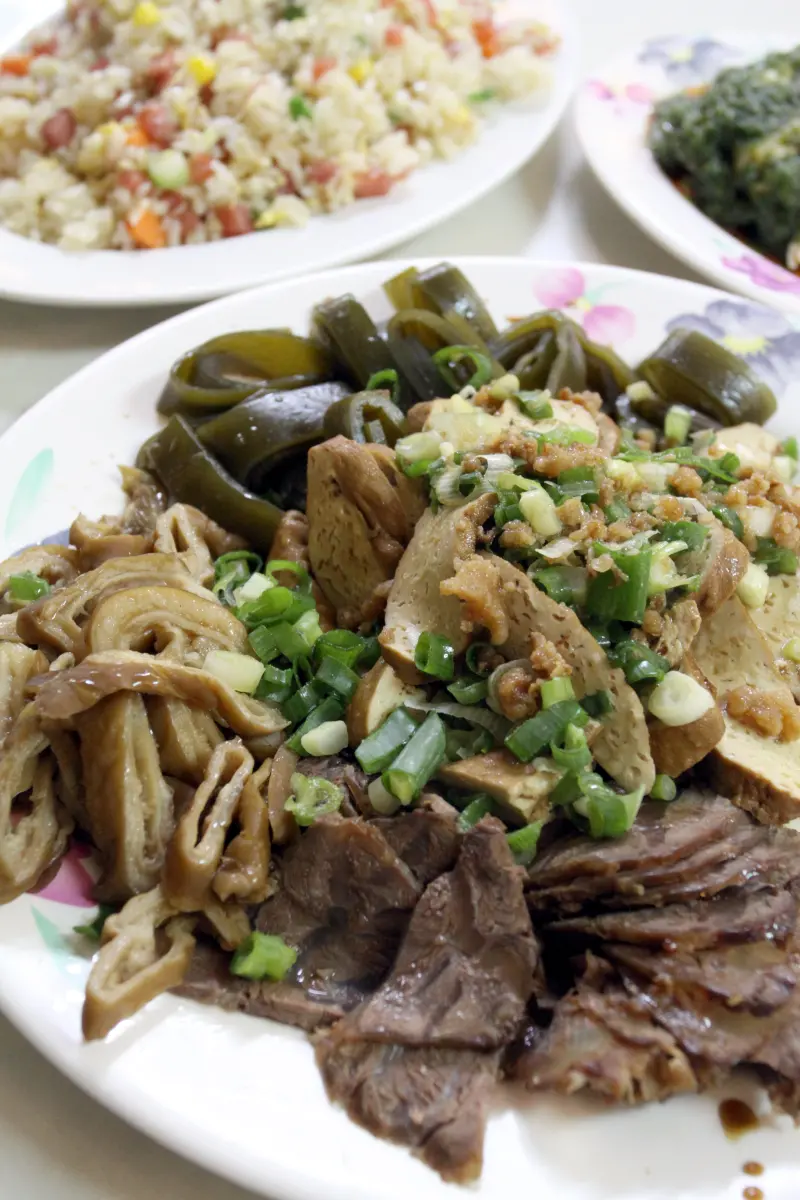 八德路‧平價家常宵夜小龍餐飲