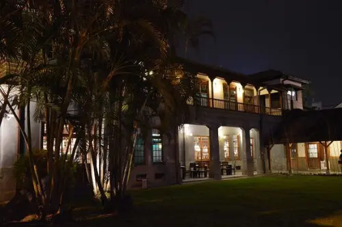 花蓮文創園區~~老酒廠釀出新創意，散步看展的好地方