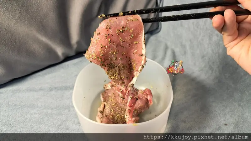 廣紘國際調味料| 中秋烤肉 | 百里香烤雞翅 | 羅勒烤豬排