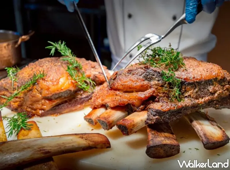 肉肉控準備好了！台北凱達百宴推出美式肉肉吃到飽活動，再加碼餐券買10送5超值優惠。