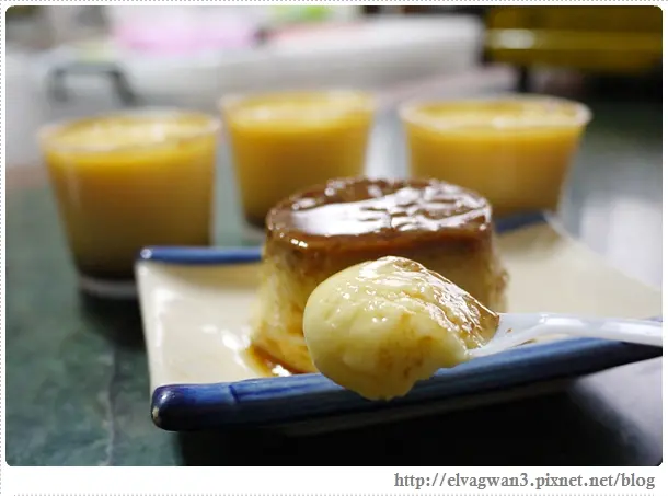 [台南] 銀波布丁 -- ☆巷弄美食☆ 超低調的台南老字號手工布丁 ♥ 平凡的美味♪ 