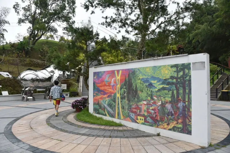 嘉義梅山一日遊行程推薦｜金牌農村太平社區 太平雲梯 太平老街