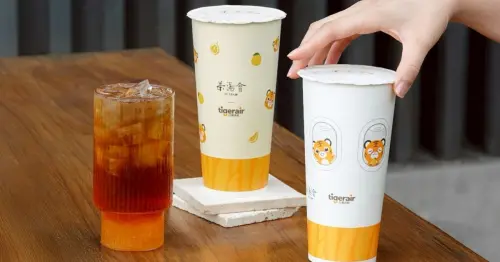 11月飲料新品7間！茶湯會香柚鐵觀音 龜記普洱咖啡奶茶，可不可迷客夏加碼買一送一。