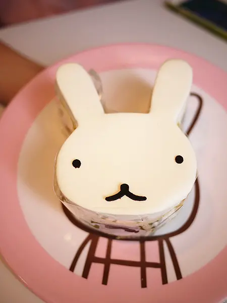 【食記】台北*信義。阿朗基咖啡Aranzi cafe*豬腳三明治超好吃!!