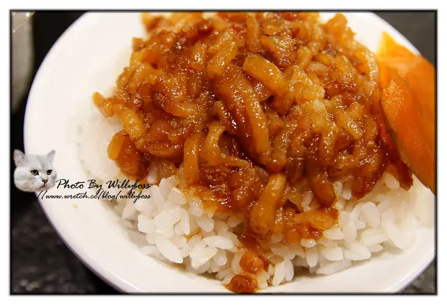 魯肉飯打出一片天XD－鬍鬚張美食文化館(台北大同區) 