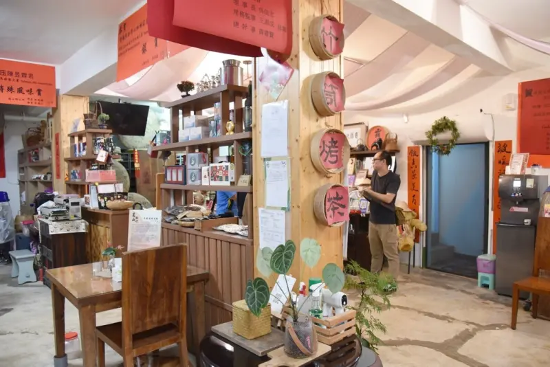 嘉義梅山一日遊行程推薦｜金牌農村太平社區 太平雲梯 太平老街