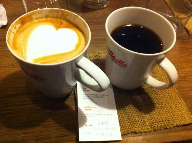 台東除了熱情的人跟天氣外~~巷弄也有隱藏版咖啡唷!!!