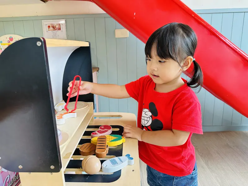 【香林薇拉】嘉義竹崎超人氣親子民宿｜入住「薇童年」房，開啟滿