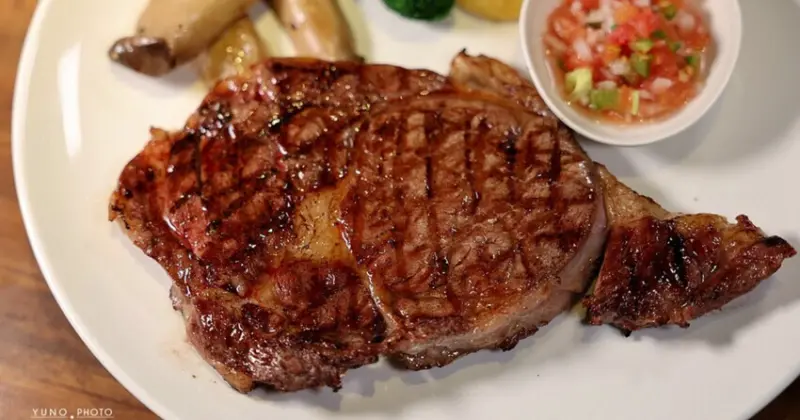 台北牛排控必訪！六張犁站亨利客原味炭烤牛排，高CP值Prime級牛排。