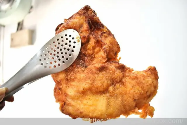 基隆市信義區基隆便宜雞排推薦 | 鮮樂炸雞 肉質鮮嫩、外皮酥脆 個人套餐還加送飲料