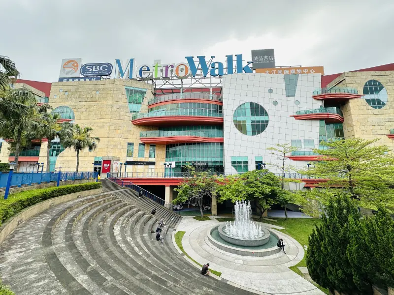 您的驚喜已送達！桃園大江購物中心改裝開箱：隨處有驚喜裝置藝術