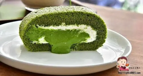 超誘人抹茶生乳捲實在太Over了啊!!抹茶控們快出動~