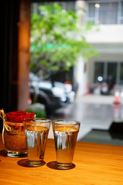 台中美食~水光鹽 Cafe Mamas food Champange有著陽光、空氣、花和水 台式辦桌菜優雅西吃 台中少有的維也納焙咖啡充滿質樸率真的溫度感 