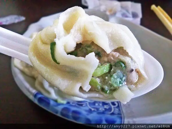 [ 宜蘭市區 ] 我很醜，可是我的湯汁很多~~~~~ - 正常鮮肉小籠湯包