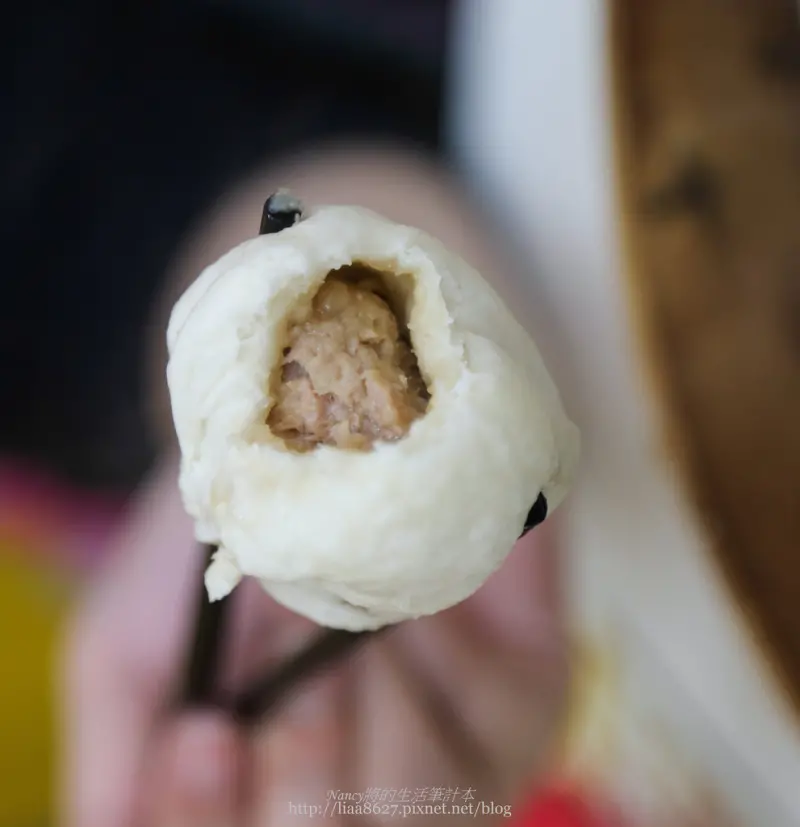 (花蓮遊)公正街周家蒸餃,在地人推薦必吃老店~包子比蒸餃好吃