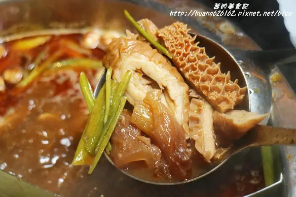 【台北中山區】火鍋 熱炒 串燒 一應俱全『南寧饌精緻麻辣火鍋』中山區/吉林路/麻辣鍋宵夜好去處