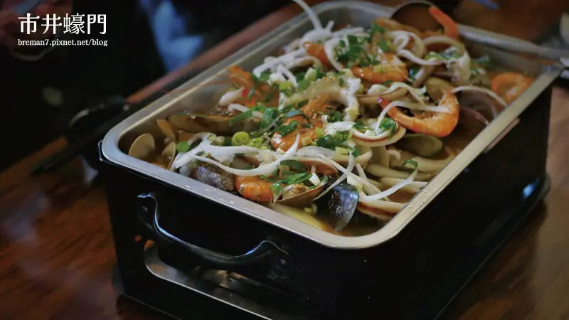 《新竹東區》市井蠔門漁夫廚房│超澎湃浮誇海鮮珠寶盒和松葉蟹砂鍋粥