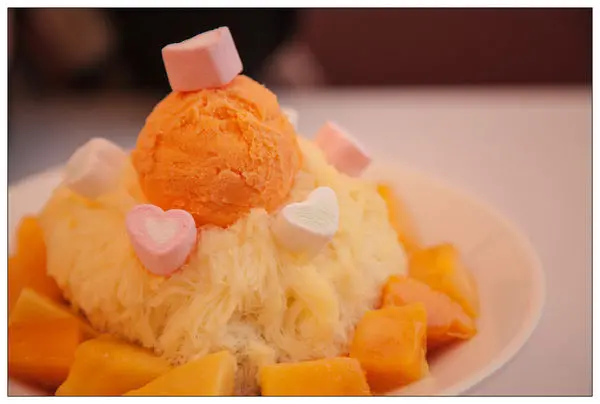 【食記】 台北 芒果恰恰冰館(忠孝店)-海鹽舊情人&芒果湯圓