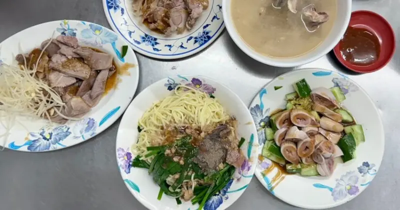 【十座車站十碗麵-彰化田中篇】炎獅切仔麵.田中50年切仔麵.獨特乾麵/頭骨肉湯視味覺激賞.黑白切也有水準