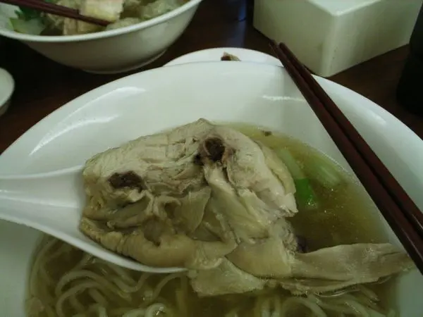 新北三重 兄妹麵館 - 紹興雞麵好吃，還有多樣化的餐點