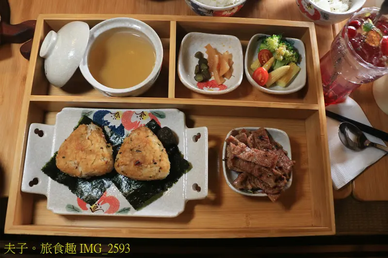 台南 赤崁東街日式宿舍 角落有貓 歷史建築變身寵物餐廳