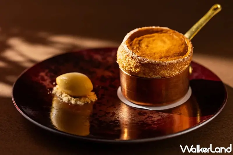 米其林1星A CUT牛排館秋季新菜單！「島嶼庭園」必吃黑鮪魚、鴨肝與牛舌，探索主廚凌維廉的草本清新味覺宇宙。