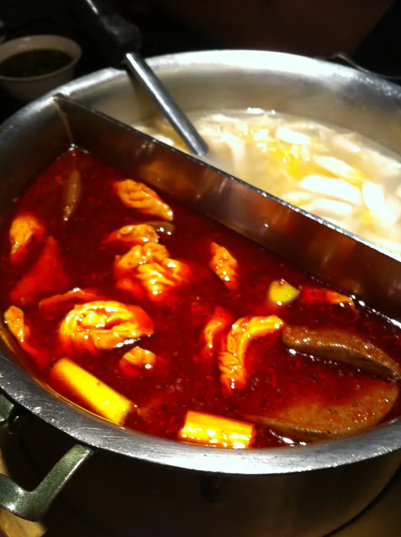 鼎王依舊非常好吃!!光復店真的是我的最愛!!