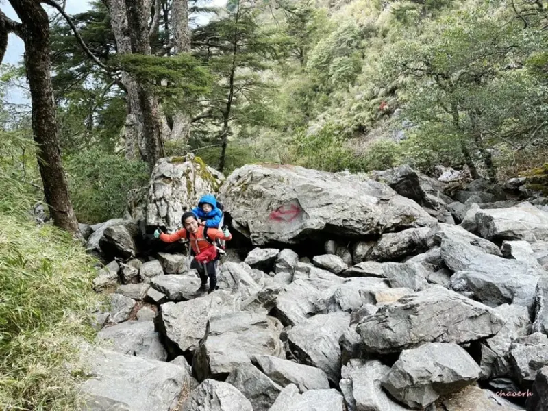 【百岳】玉山前峰(二刷)一日單攻《 3個小隊友(3歲7歲