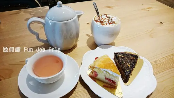 [新竹竹北美食]Bisou Bisou Pâtisserie café 珈豐露烘焙坊~法式甜點、鹹派、下午茶