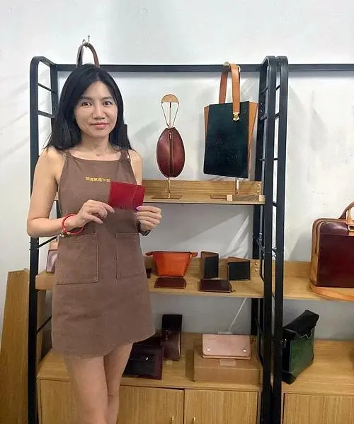 「手作課建薦」情侶推薦 新北投景點 中心新村，東千里革製間皮