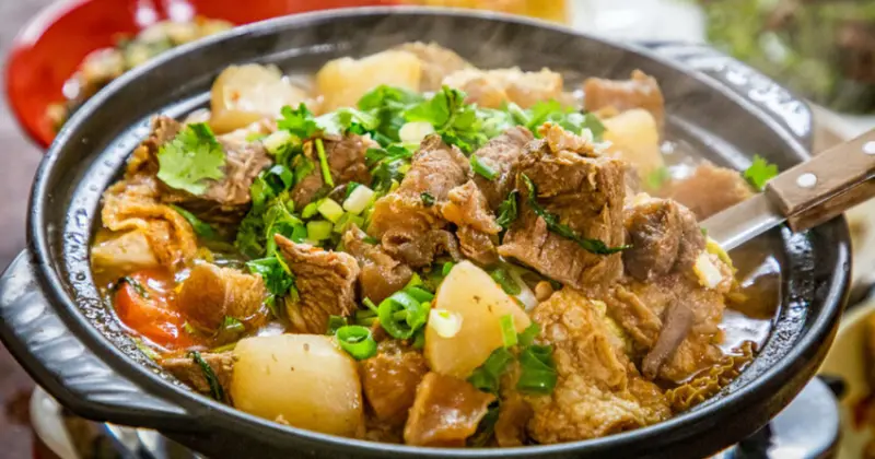 桃園牛肉火鍋推薦！胖子牛肉超大塊超滿足。