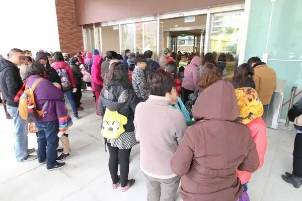 【桃園林口美食】林口三井outlet-超人氣日本靜岡勝政日式豬排、安普蕾修伴手禮