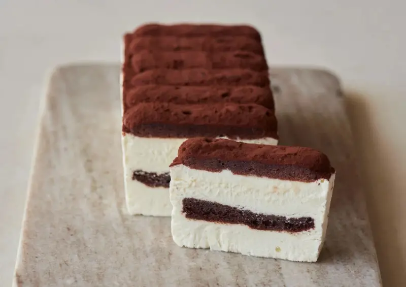 東京車站必買伴手禮 Mr. CHEESECAKE 巴斯克蛋糕超推！羽田機場也有、在地人買這間，季節限定口味必吃。