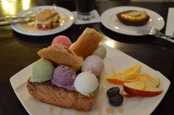 充滿法式風情的美味甜點~~斗六「La Famille法米」