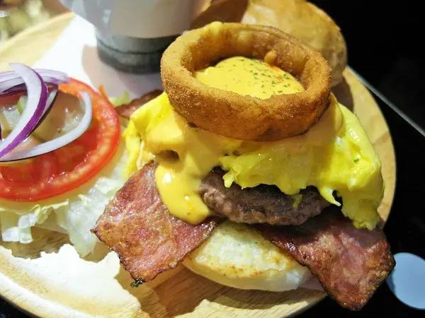 【大安】鄰居家 NEXT DOOR。美式漢堡好好食。輕鬆舒適當自己家        
      