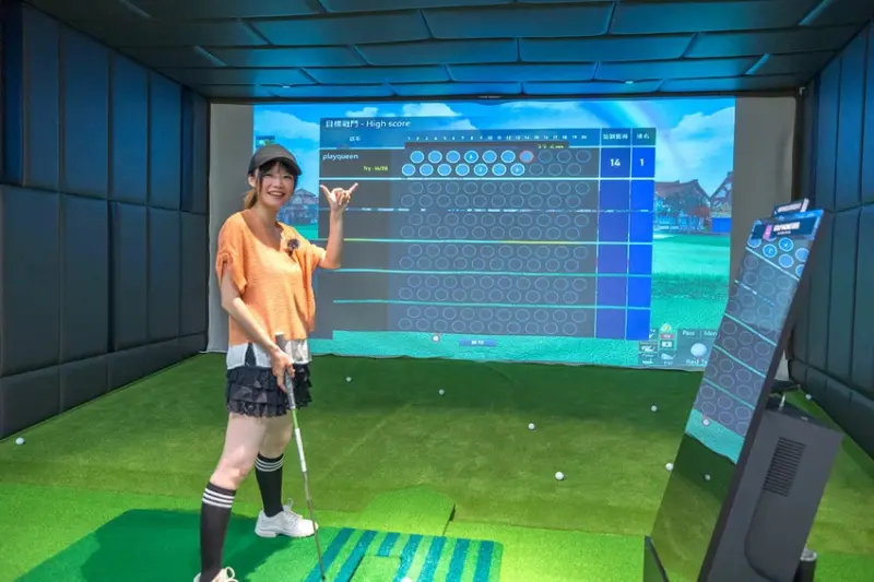 GOLF MONSTERS｜室內竟然也能打高爾夫！最新2025台北松山區景點推薦，聯誼、團建、商務聚會超時尚都會運動，不怕風吹雨淋的台北高爾夫球場推薦