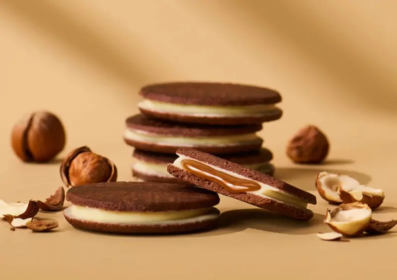 羽田機場必買伴手禮！N.Y.C. SAND 東京車站也有，冬季限定 榛果可可焦糖夾心 必吃。