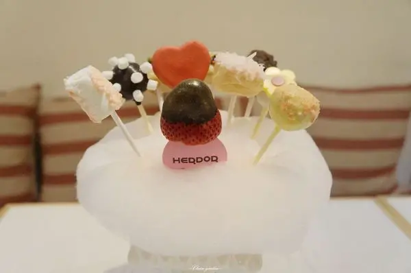 台北 捷運忠孝敦化站 禾多~少女心大爆發之夢幻繽紛棒棒糖蛋糕