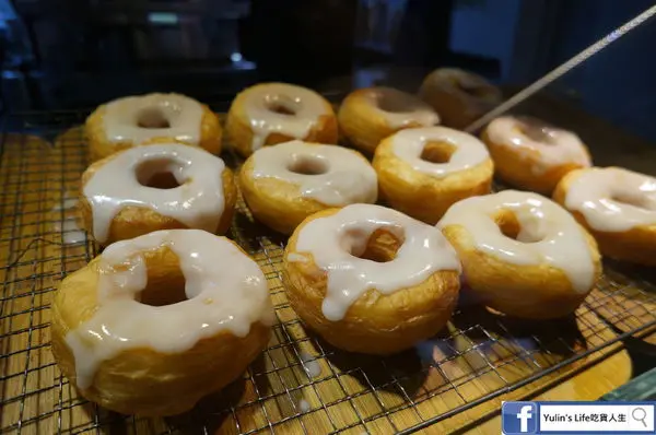 Cronutt ♥ 飄香可拿滋 ♥ 預約訂製造型 ♥ 多種口味 ♥ 台北東區美食