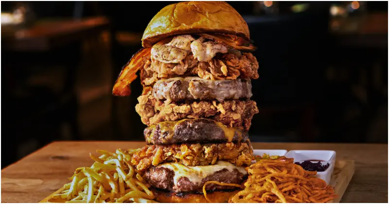 牛排控必吃S&W Grill！開幕限定巨大漢堡免費吃挑戰賽，滿額再現折500。