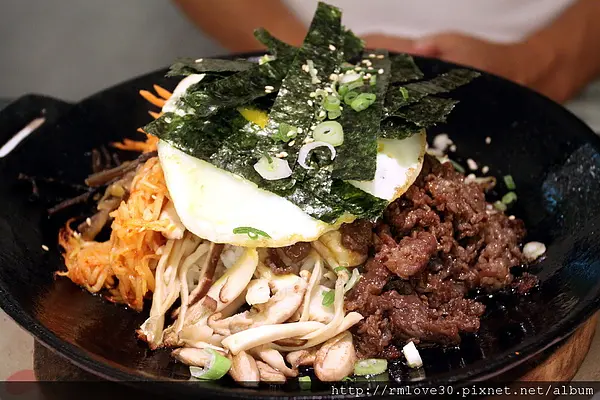 東區‧味美量少阿里韓式豆腐料理