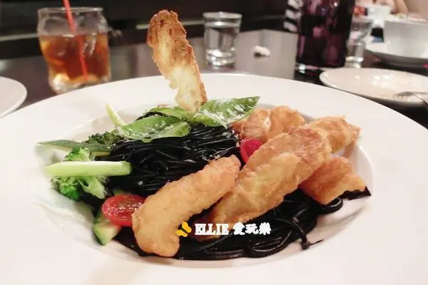 【高雄-美食】 Les Charles查爾斯美義式創意料理 最夯工業復古風設計