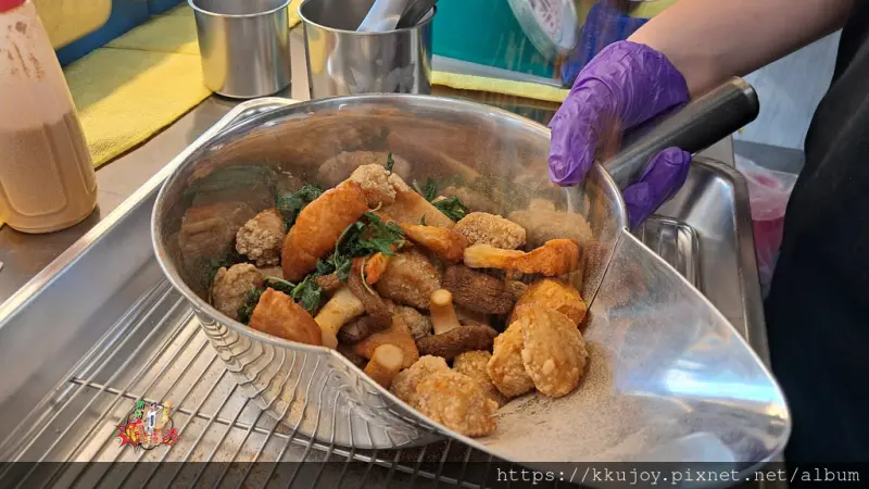 蘋果雞香雞排鹽酥雞|新豐門市|辛香料添加蒜頭、洋蔥、九層塔 