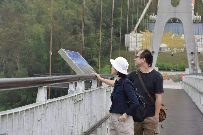 嘉義梅山一日遊行程推薦｜金牌農村太平社區 太平雲梯 太平老街