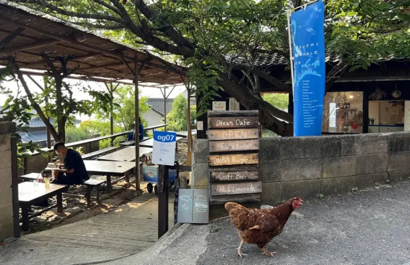 跟著海風與貓散步吧！山城漁村的石牆屋舍藏著一間間懷抱夢想的手作小屋「瀨戶內海新星島嶼－男木島」。